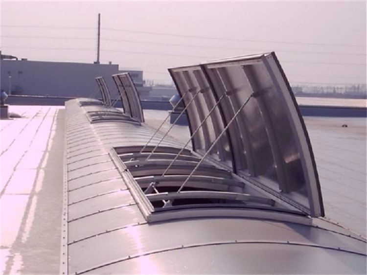 圆拱形排烟天窗